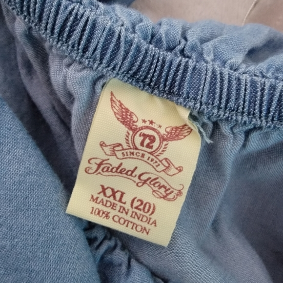 Nwot Chambray Denim Off Shoulder Top - Picture 7 of 7